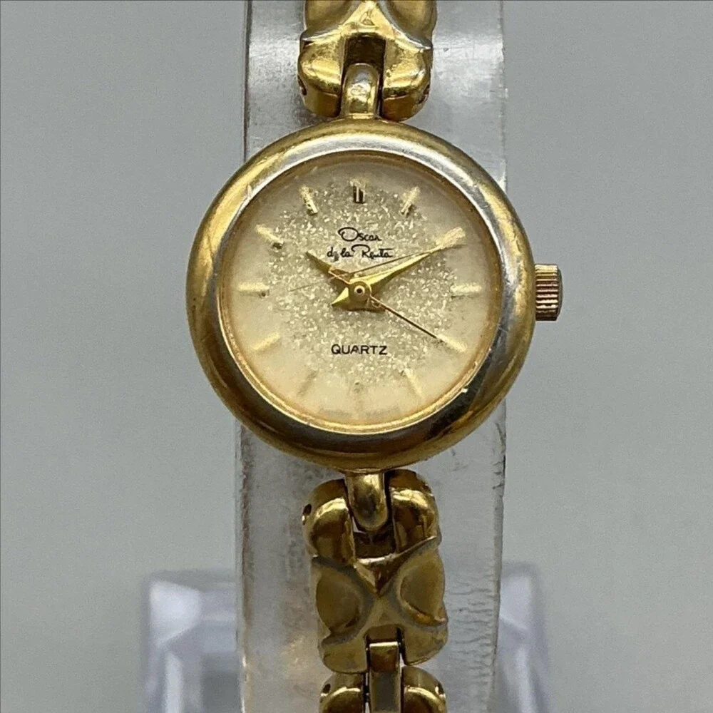 Vintage Oscar De La Renta Womens Watch 18mm Gold Tone Bracelet New Battery 7.75